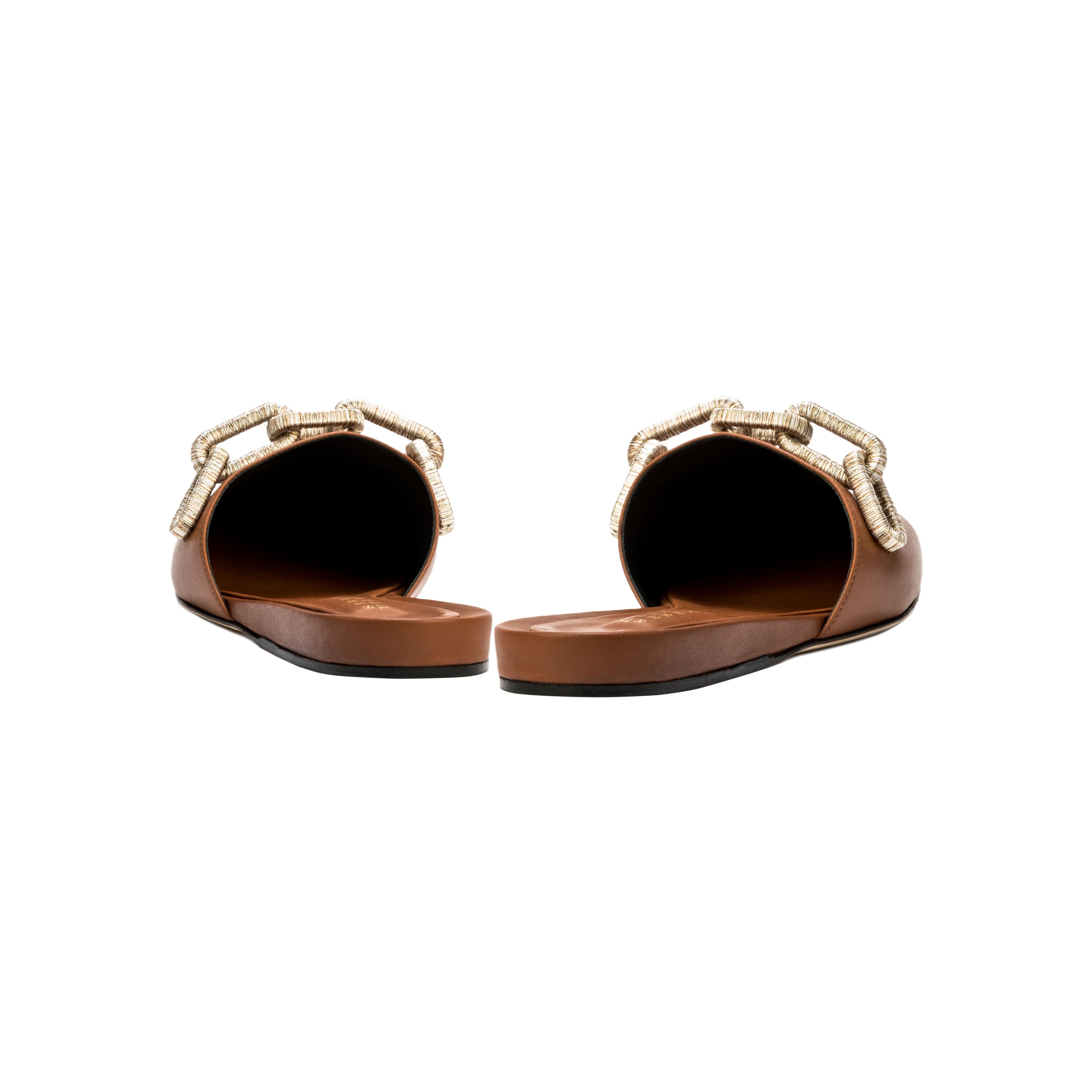Catena Camello Flat Sliperette in luxurious leather with gold and silver chain detail.