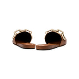 Catena Camello Flat Sliperette in luxurious leather with gold and silver chain detail.